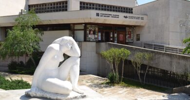 Сградата на Художествената галерия в Казанлък