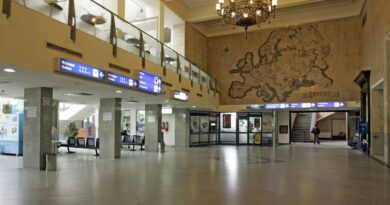 Залата на Терминал 1 на летище София