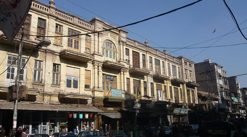 Улица в стария град на Пешавар, Пакистан